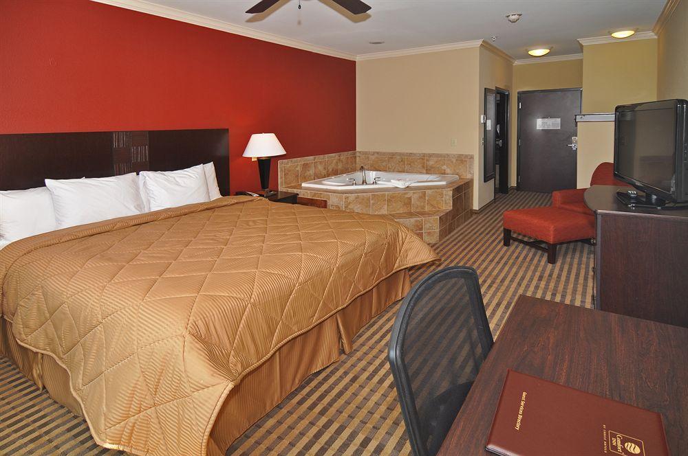 Hotel Comfort & - Fossil Creek