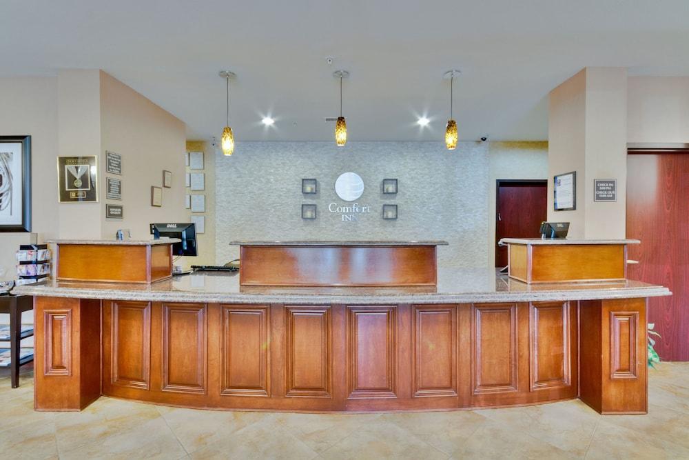Hotel Comfort & Worth - Fossil Creek Fort Worth